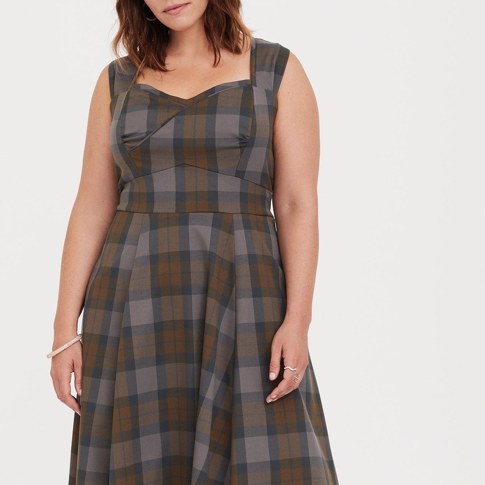 Outlander tartan plaid swing dress Torrid Size 28